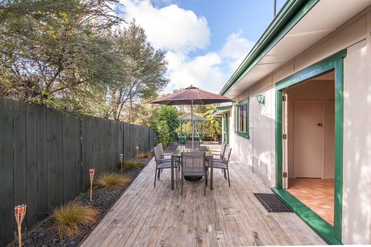 Kaihua Lookout - Taupo Holiday Home Eksteriør bilde